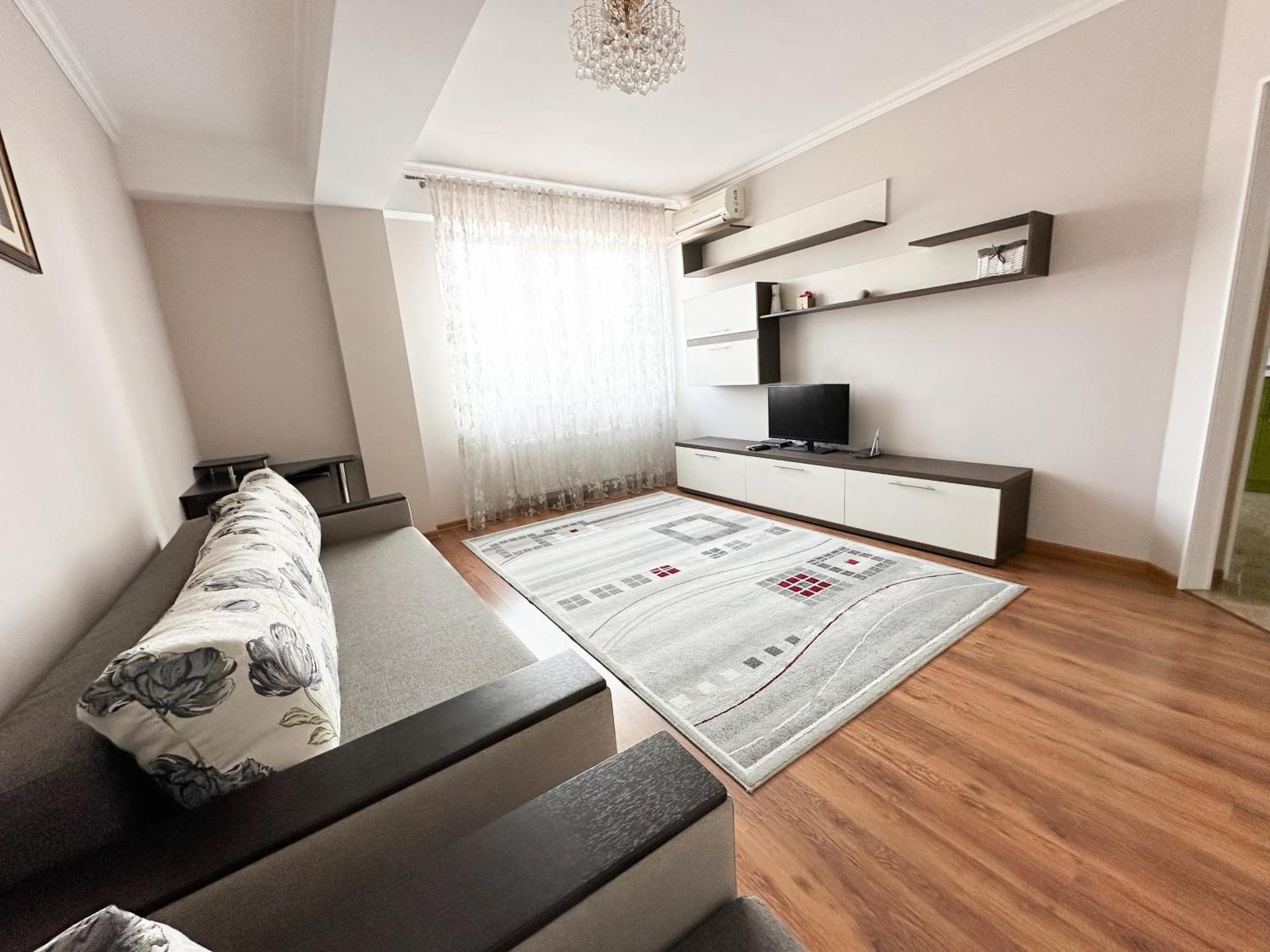 Bright & Quiet 2Room Apartment In City Center Chisinau Bagian luar foto